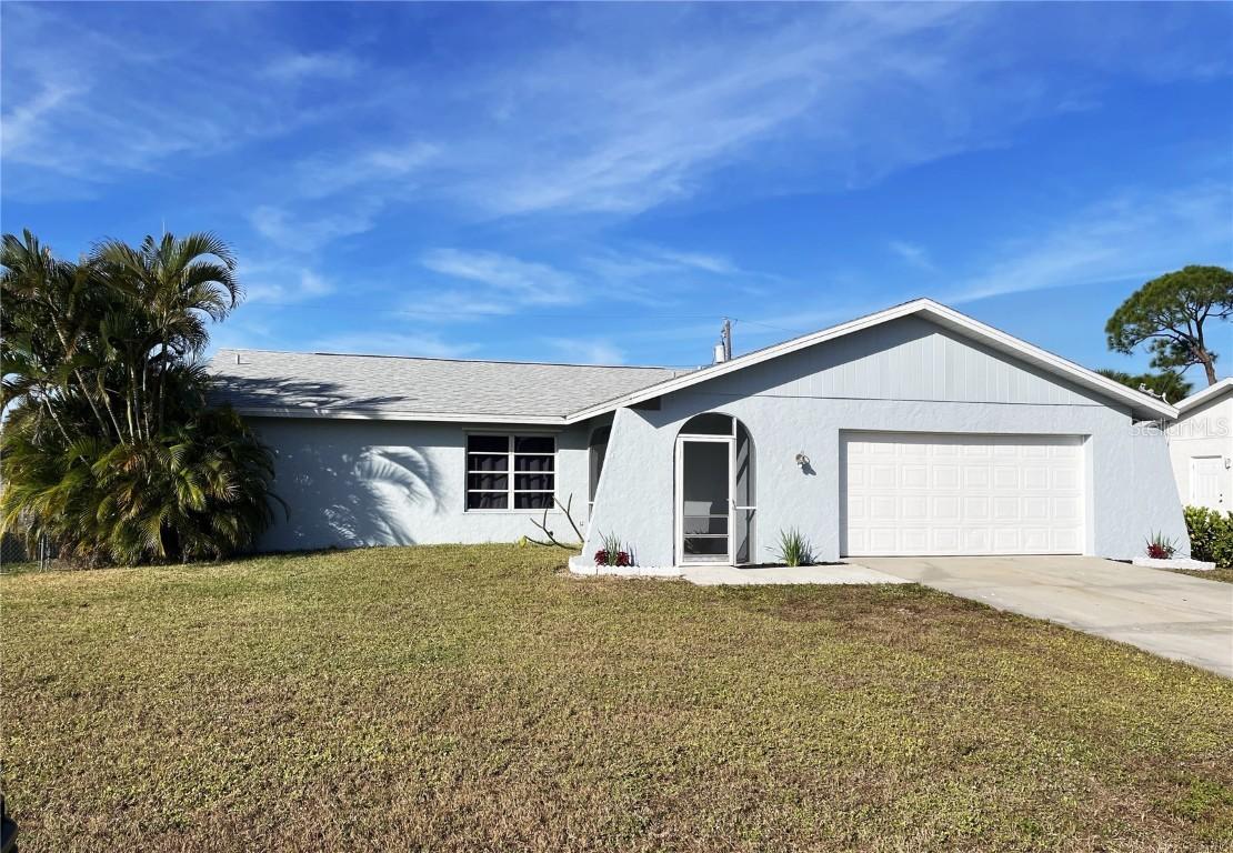 234 Shadow St., Port Charlotte, FL 33952