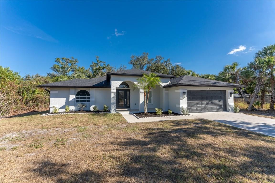1330 Beacon Dr., Port Charlotte, FL 33952