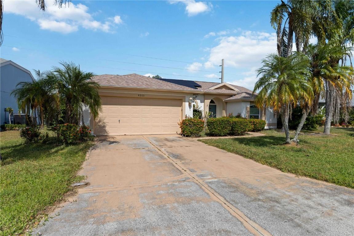4513 Dover Street Cir., Bradenton, FL 34203