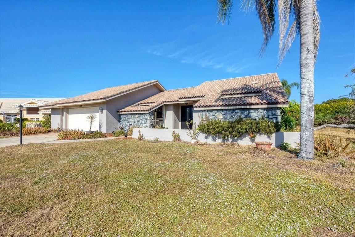 404 Firethorn Ave., Englewood, FL 34223