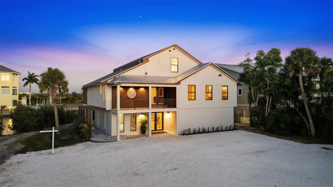 2795 N Beach Rd. #B, Englewood, FL 34223