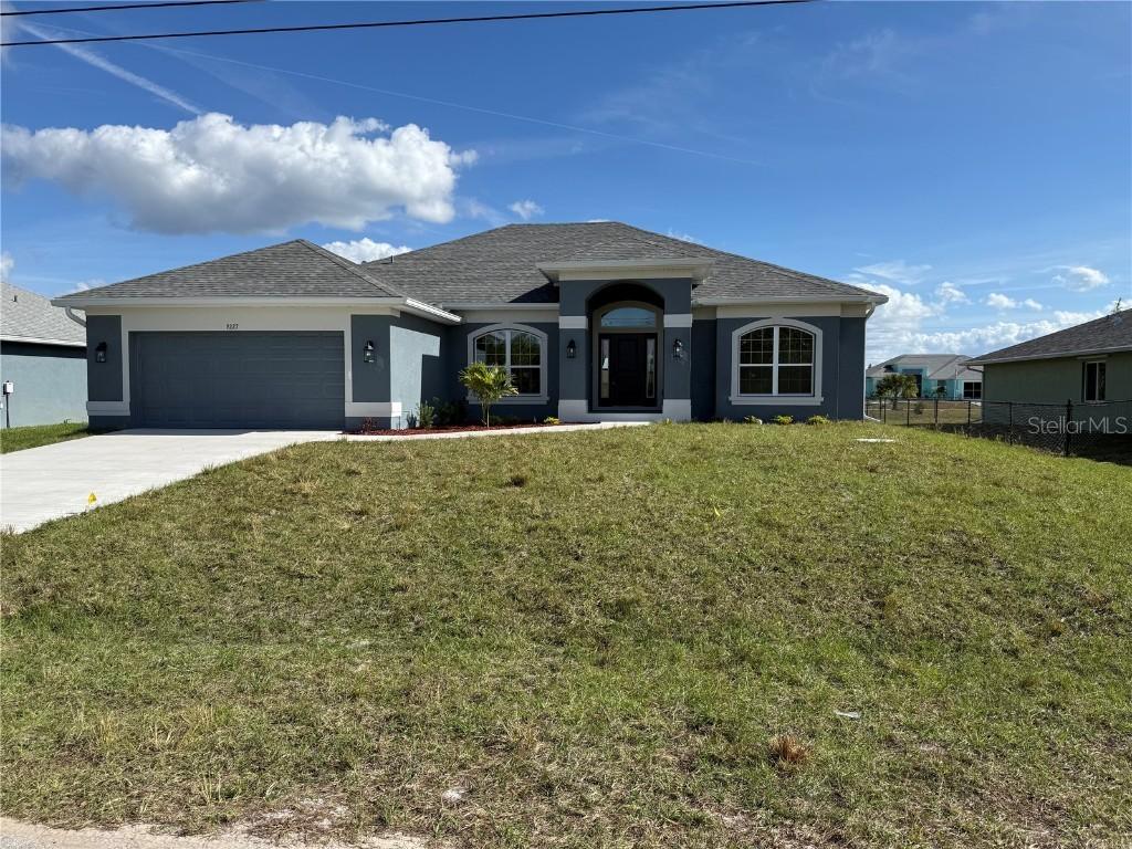 9227 Newnan Cir., Port Charlotte, FL 33981