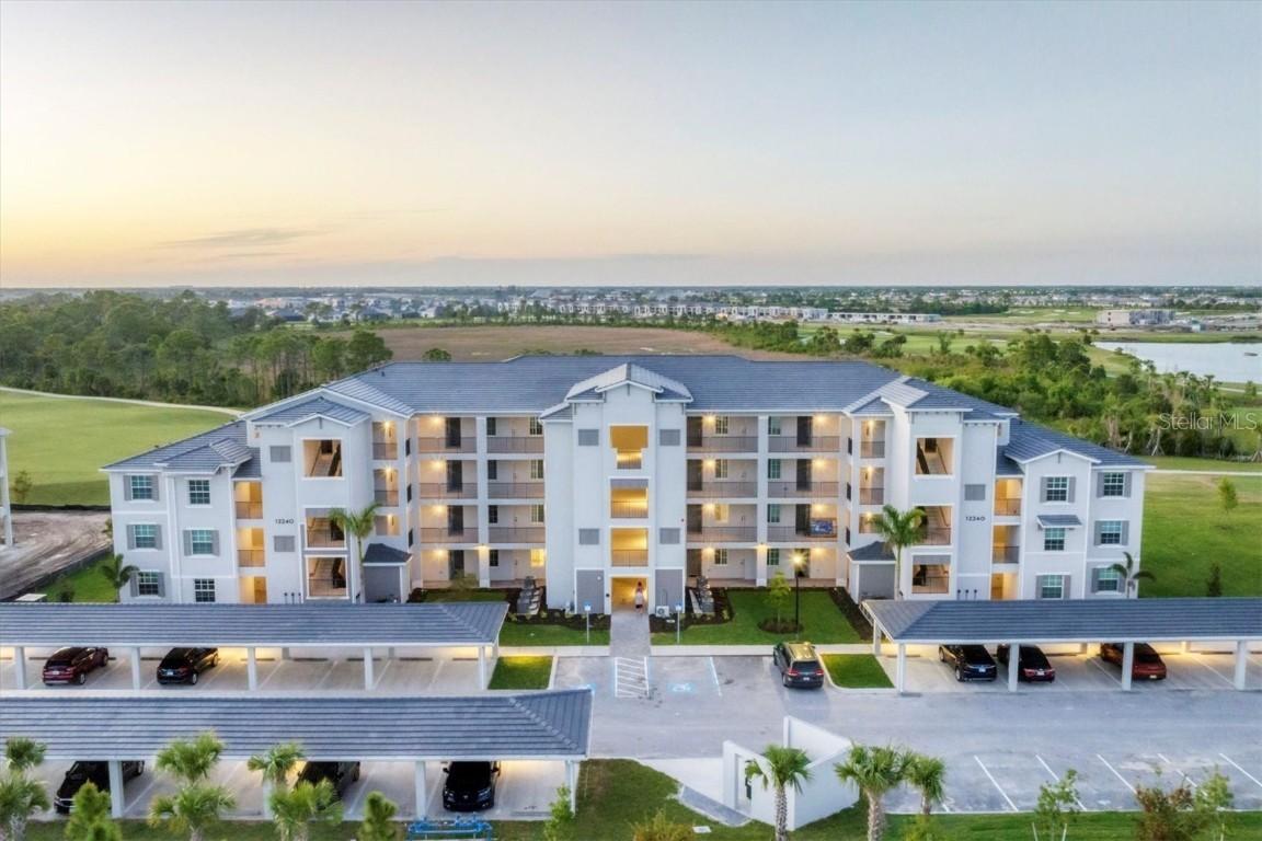 12240 Wellen Golf St. #201, Venice, FL 34293