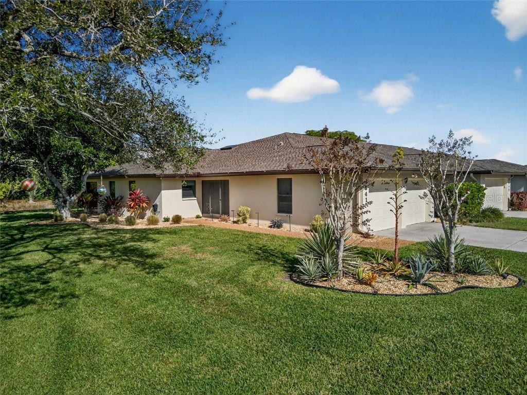 3641 Gleneagle Dr. #12D, Sarasota, FL 34238