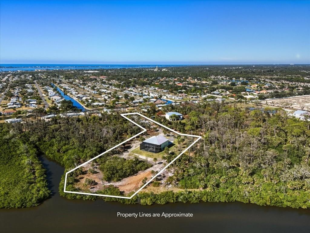 1091 Lampp Dr., Englewood, FL 34223