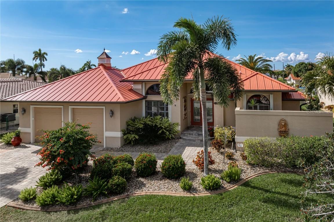 2150 Palm Tree Dr., Punta Gorda, FL 33950