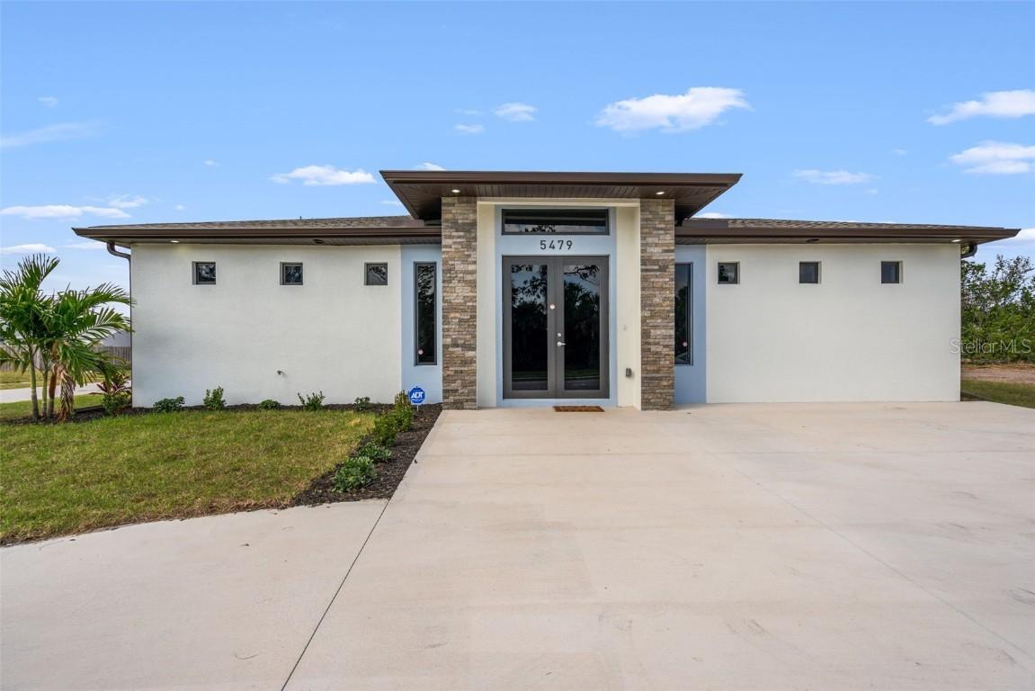 5479 S Biscayne Dr., North Port, FL 34287