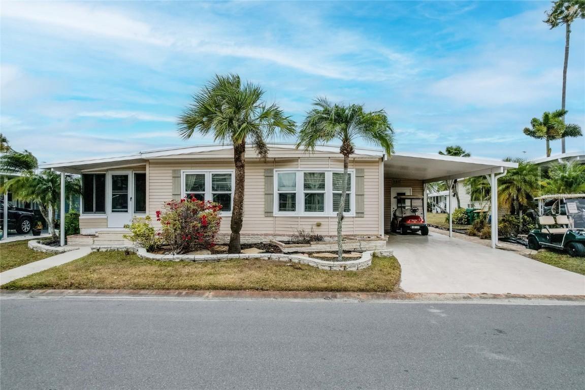 2100 Kings Hwy. #305, Punta Gorda, FL 33980