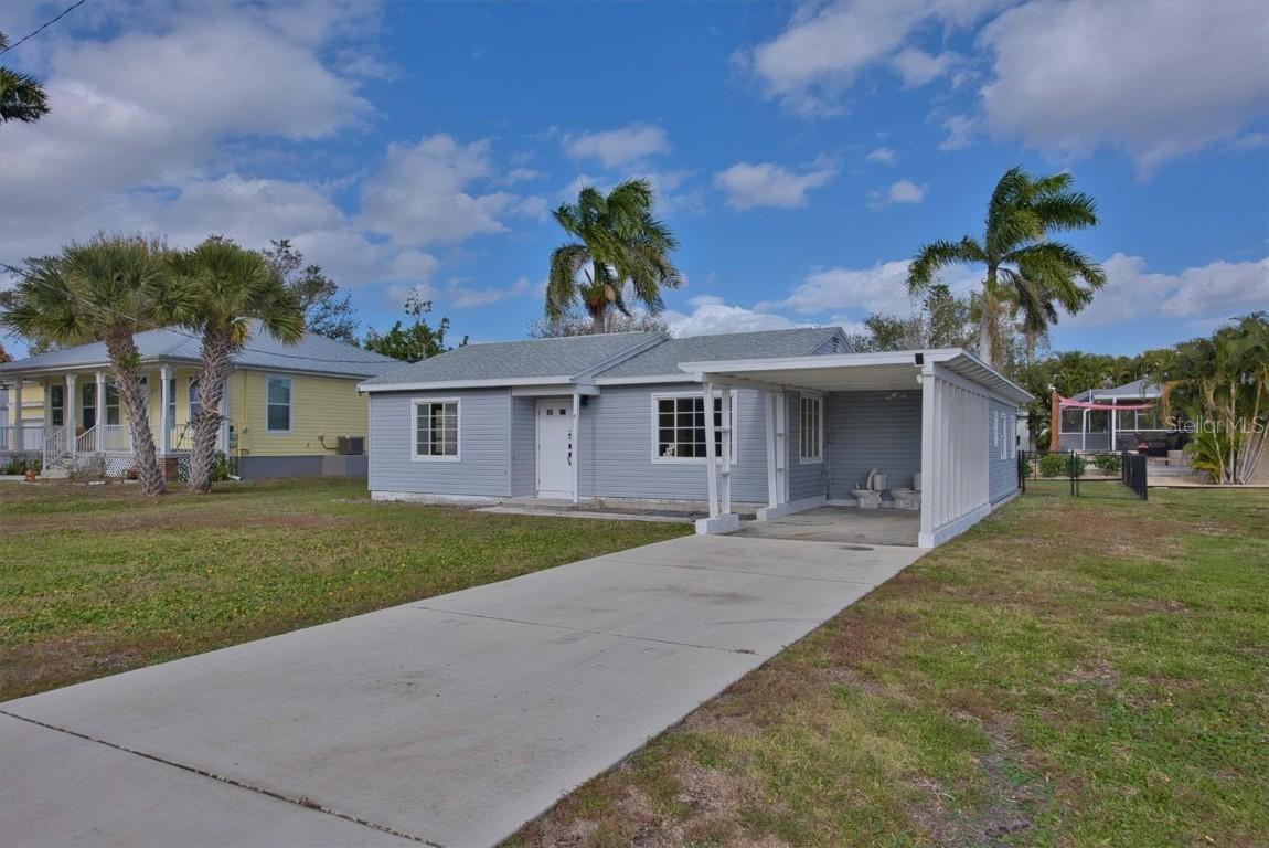 426 Harvey St., Punta Gorda, FL 33950