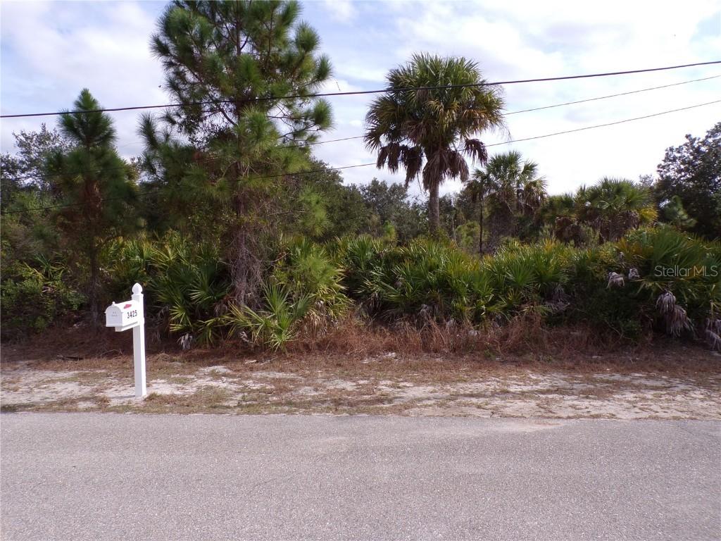 Dryden St., North Port, FL 34288