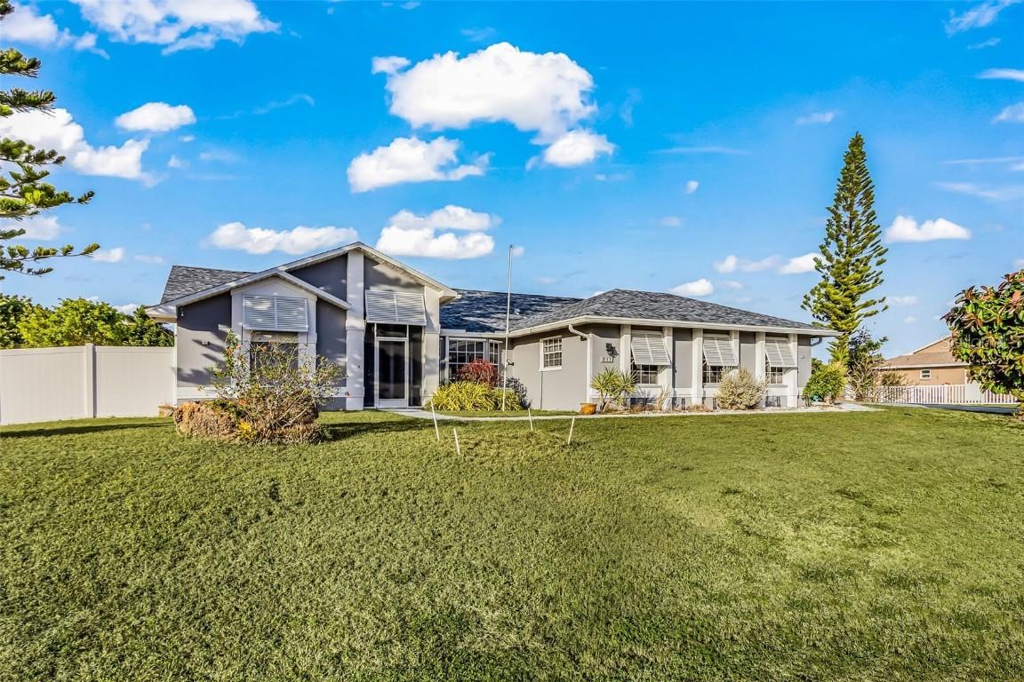 211 SW 47th St., Cape Coral, FL 33914