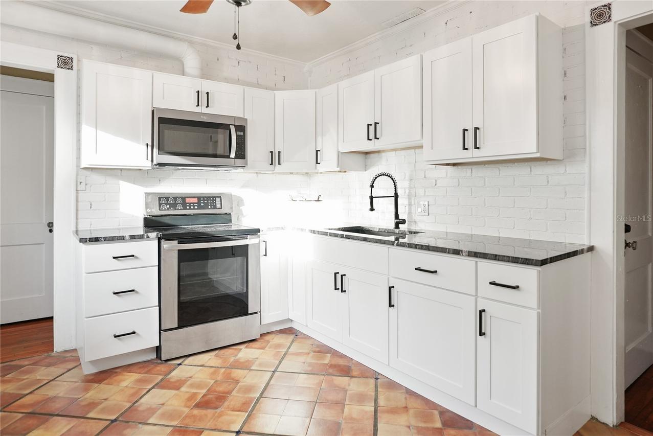 1013 Magnolia Dr., Clearwater, FL 33756