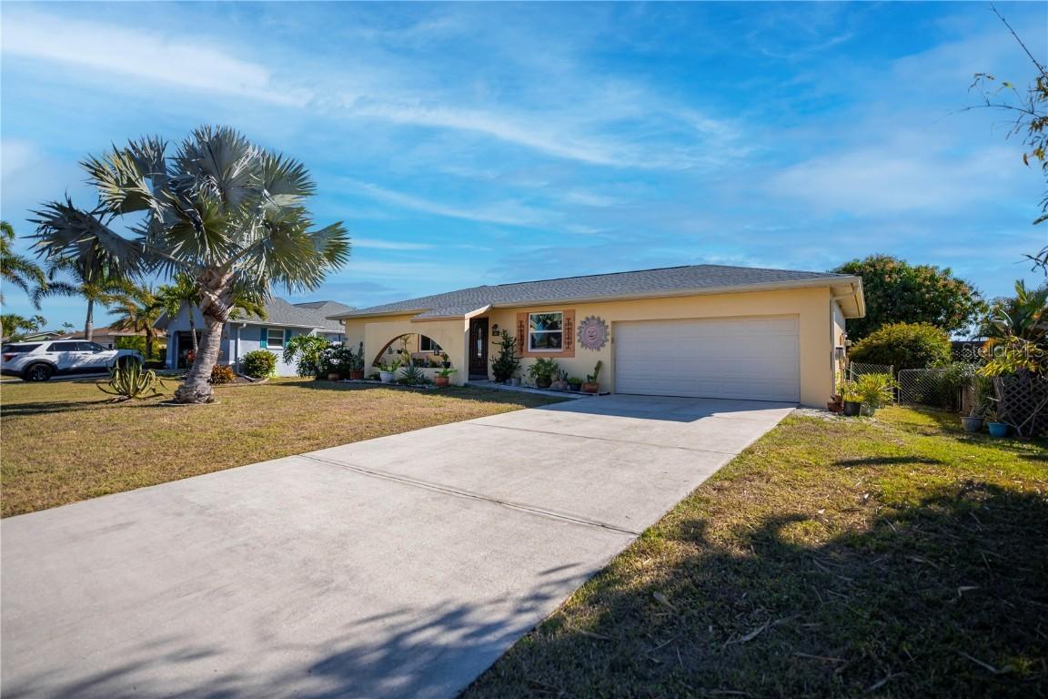 242 Annapolis Ln., Rotonda West, FL 33947