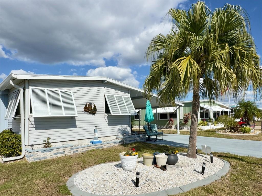 646 Fairmount Dr., North Port, FL 34287