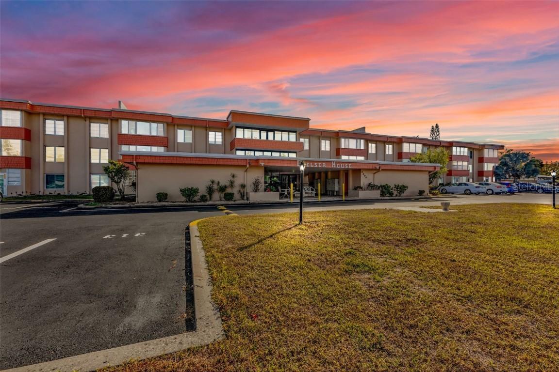 2290 Aaron St. #213, Port Charlotte, FL 33952