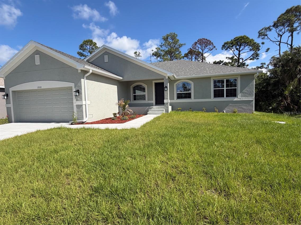 17532 Robinson Ave., Port Charlotte, FL 33948