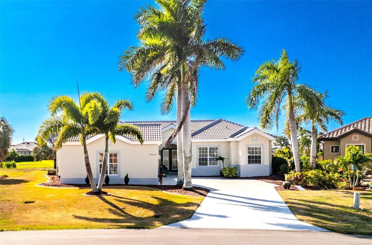 24406 Nicobar Ln., Punta Gorda, FL 33955