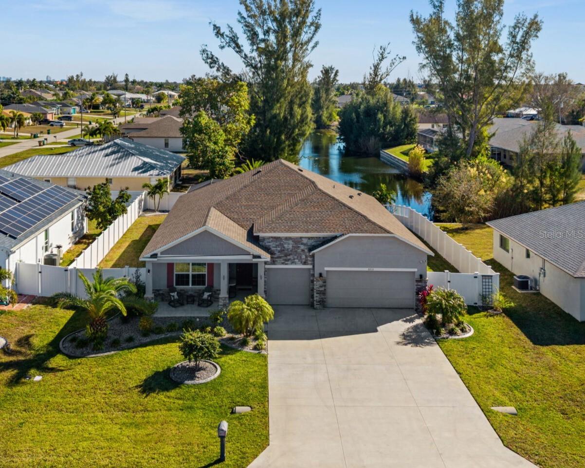 2213 SW 7th Pl., Cape Coral, FL 33991