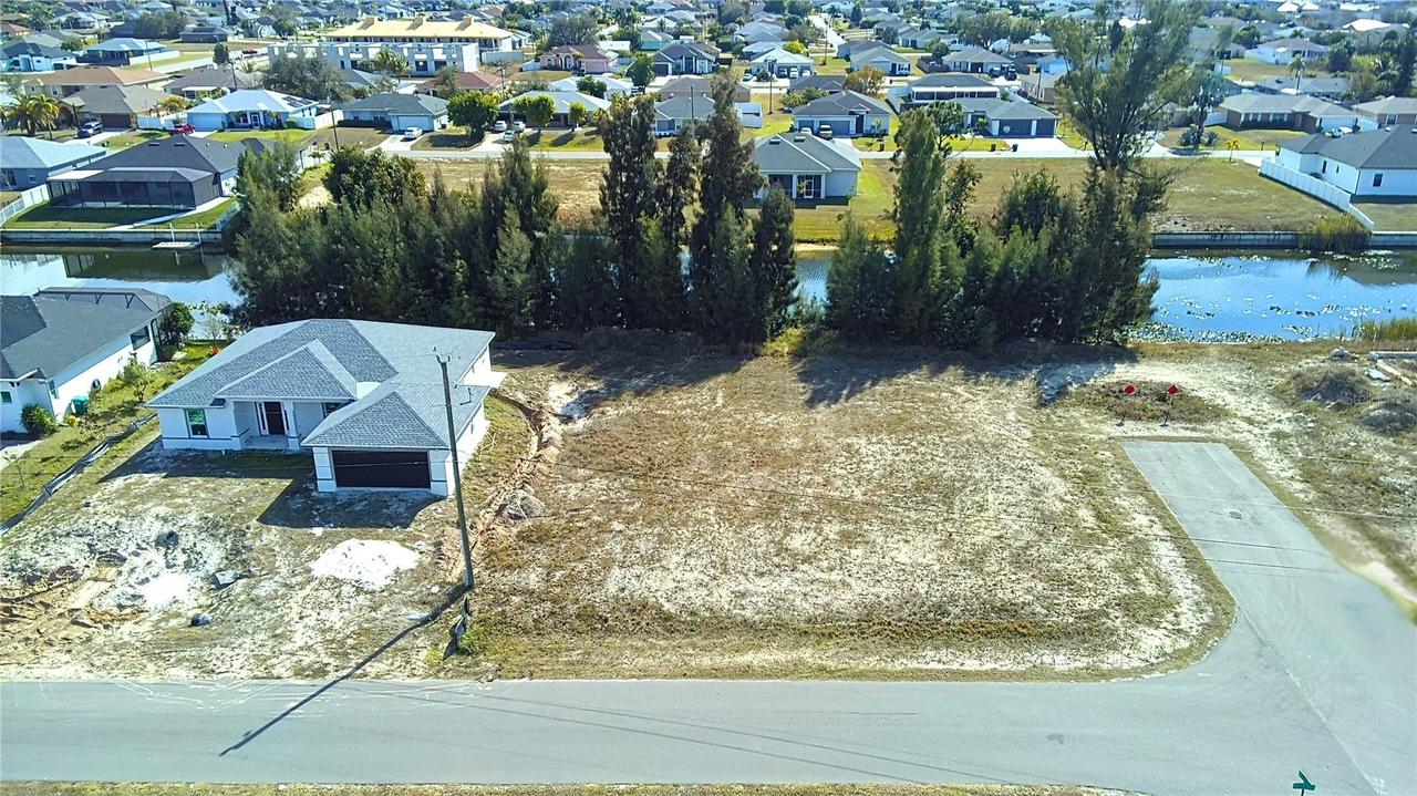 122 NE 9th St., Cape Coral, FL 33909