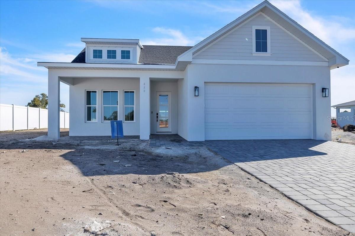 650 Maldives Tr., Sarasota, FL 34234