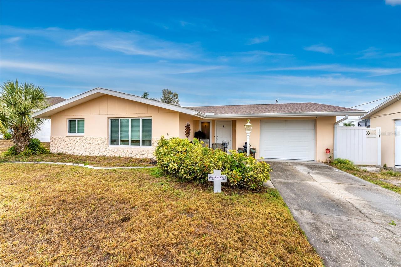 257 Reading St., Port Charlotte, FL 33952