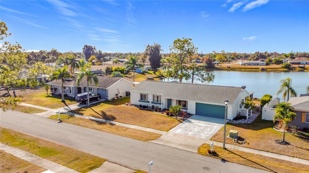 4065 Fontainebleau St., North Port, FL 34287