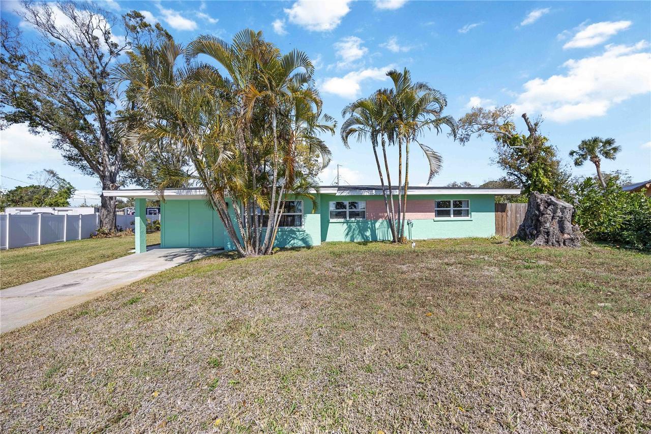 1824 Rhoades Ter., Sarasota, FL 34234