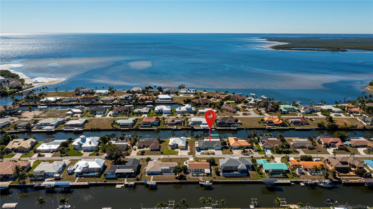 121 Sinclair St., Port Charlotte, FL 33952