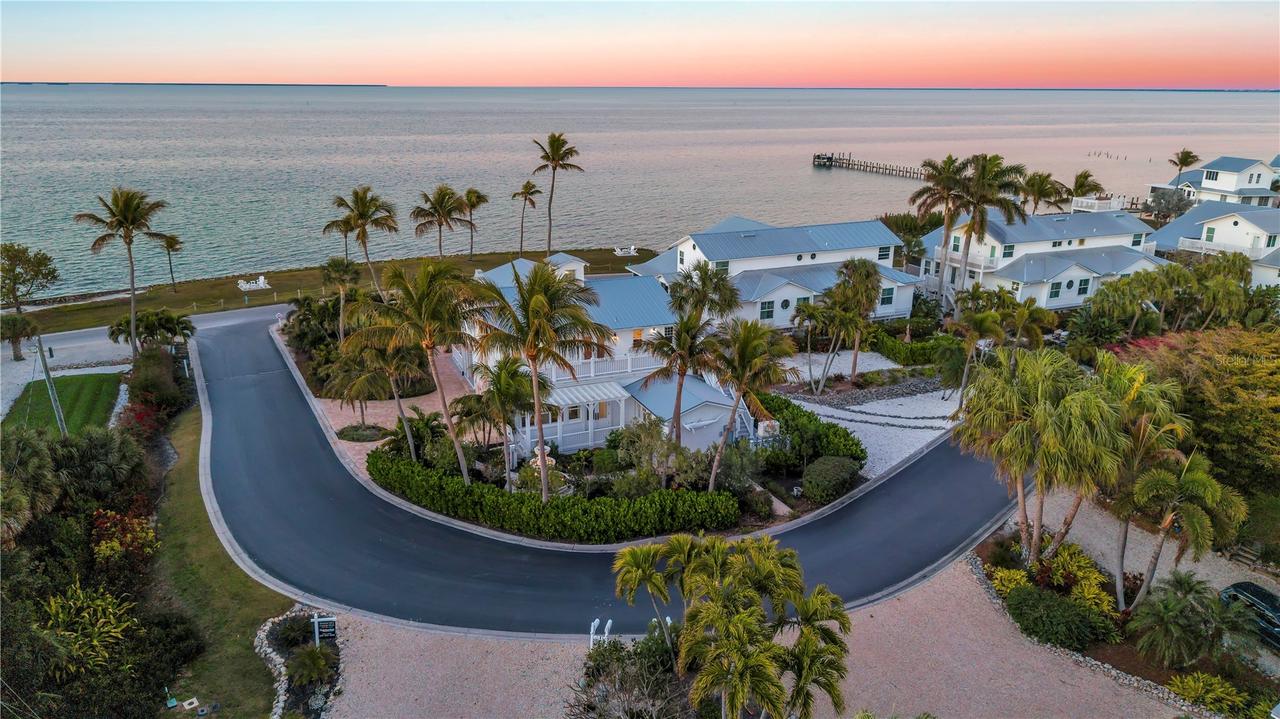 8241 Main St., Bokeelia, FL 33922