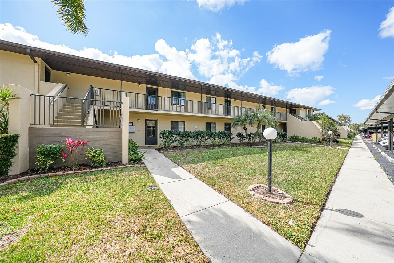4000 Oakview Dr. #L2, Punta Gorda, FL 33980