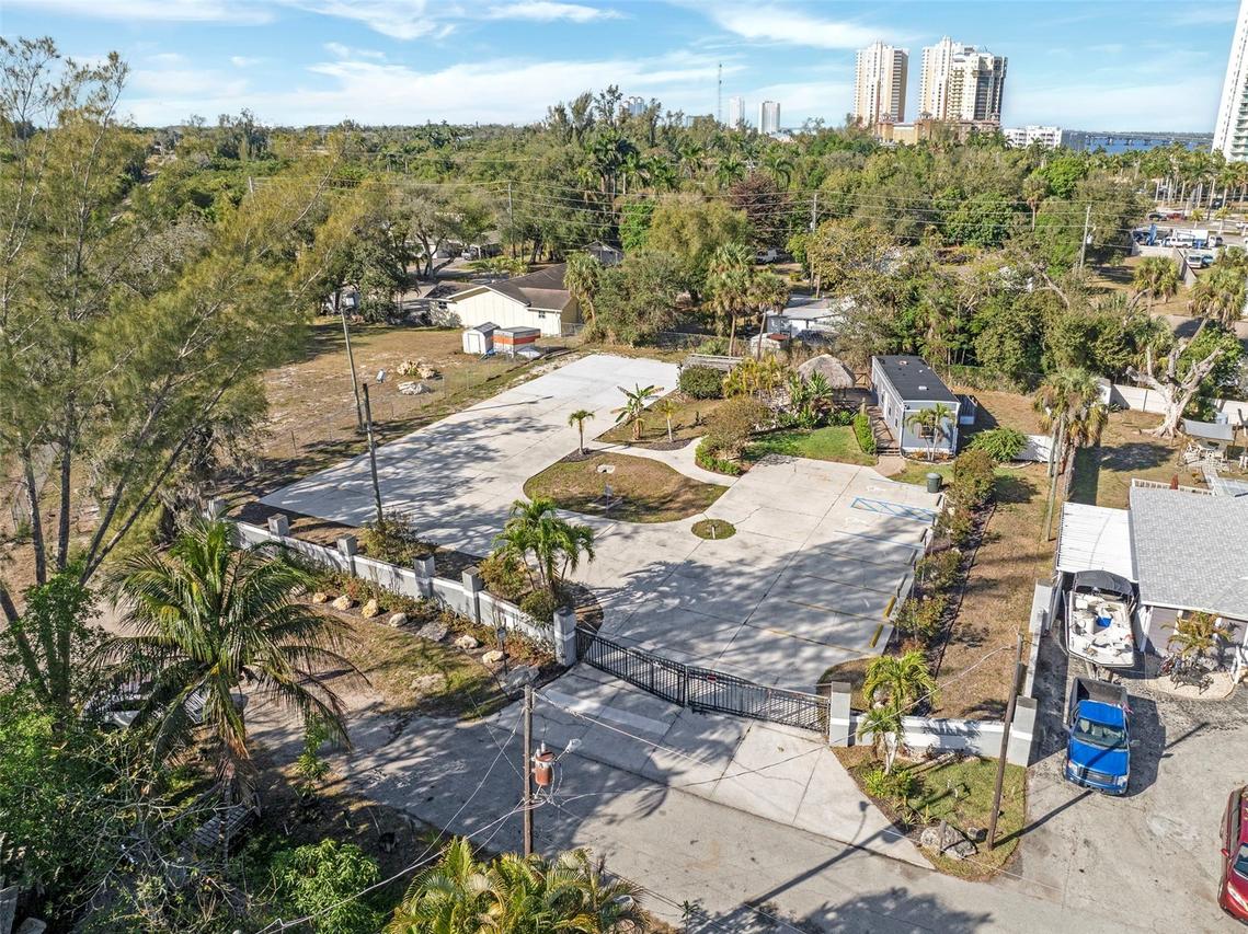 1280 & 1290 Williams St., Fort Myers, FL 33916