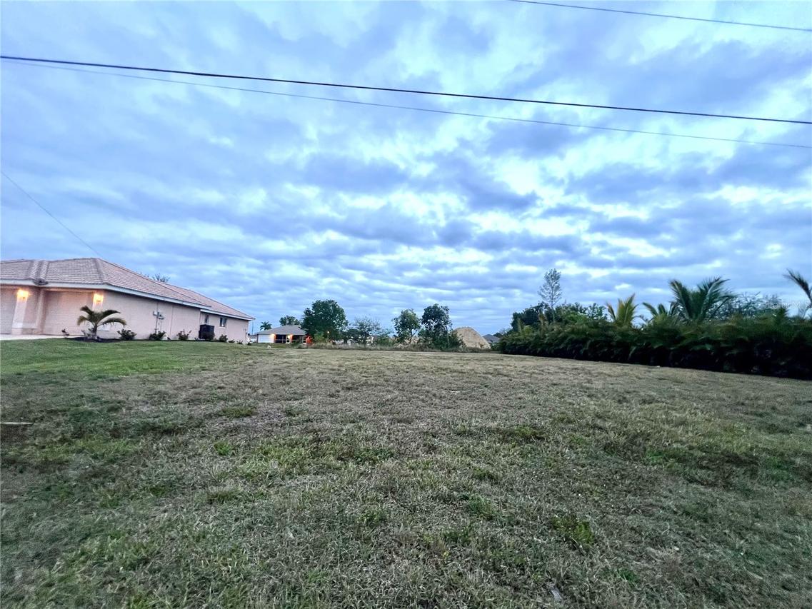 1903 NE 10th Ave., Cape Coral, FL 33909