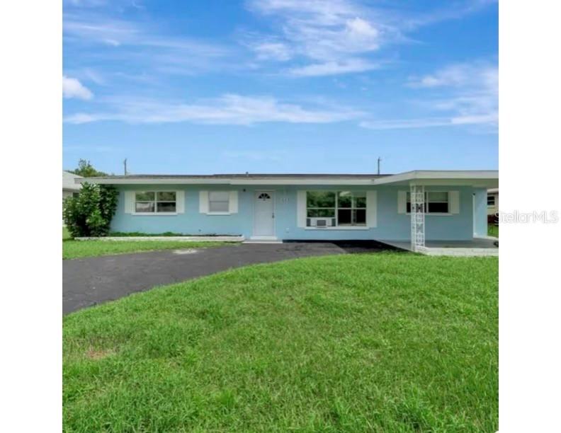 420 Greenwich Ave., Port Charlotte, FL 33952