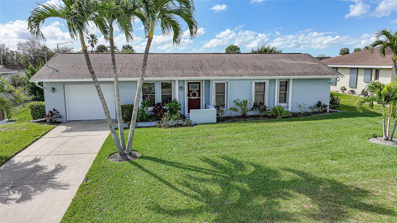 1120 SE 23rd Ter., Cape Coral, FL 33990