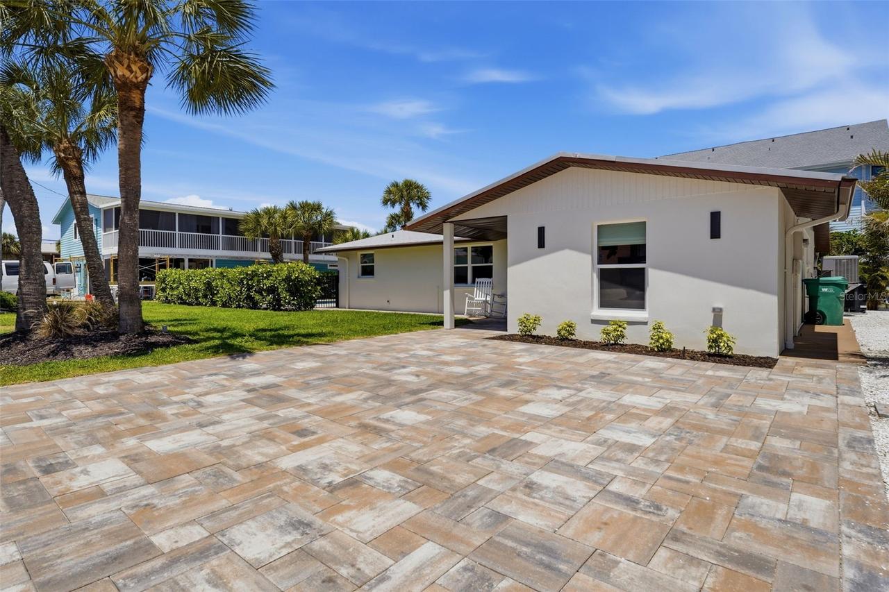 120 Stanford Dr., Englewood, FL 34223