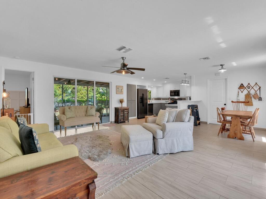 1537 Covington Cir., Fort Myers, FL 33919