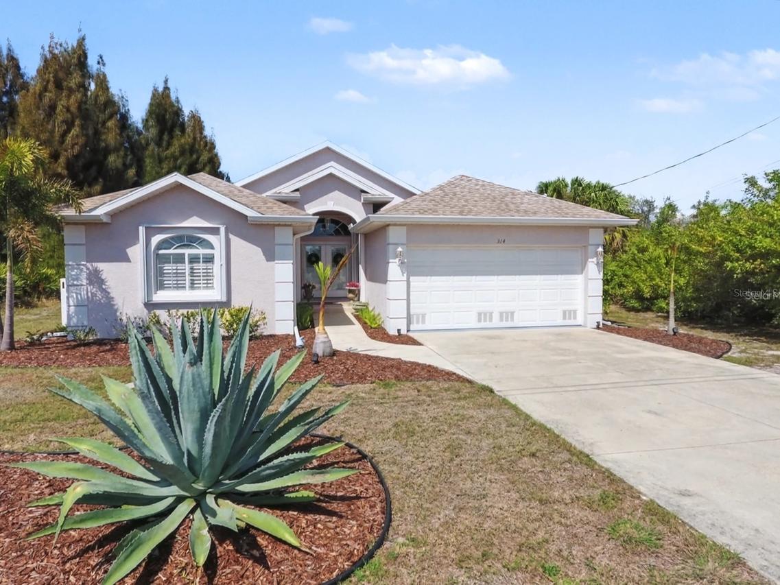 314 Baytree Dr., Rotonda West, FL 33947