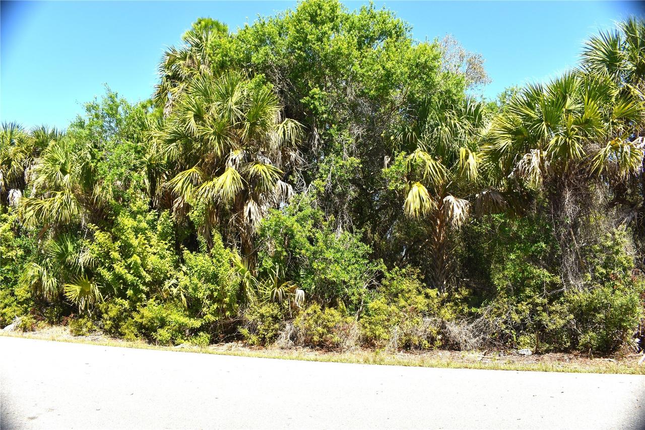 13358 Drummond Ave., Port Charlotte, FL 33953