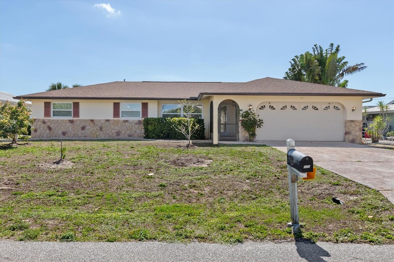 109 Peckham St., Port Charlotte, FL 33952
