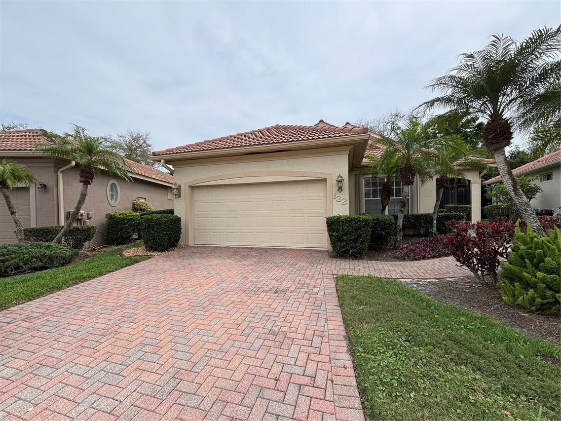 132 Amora Ave., Venice, FL 34285