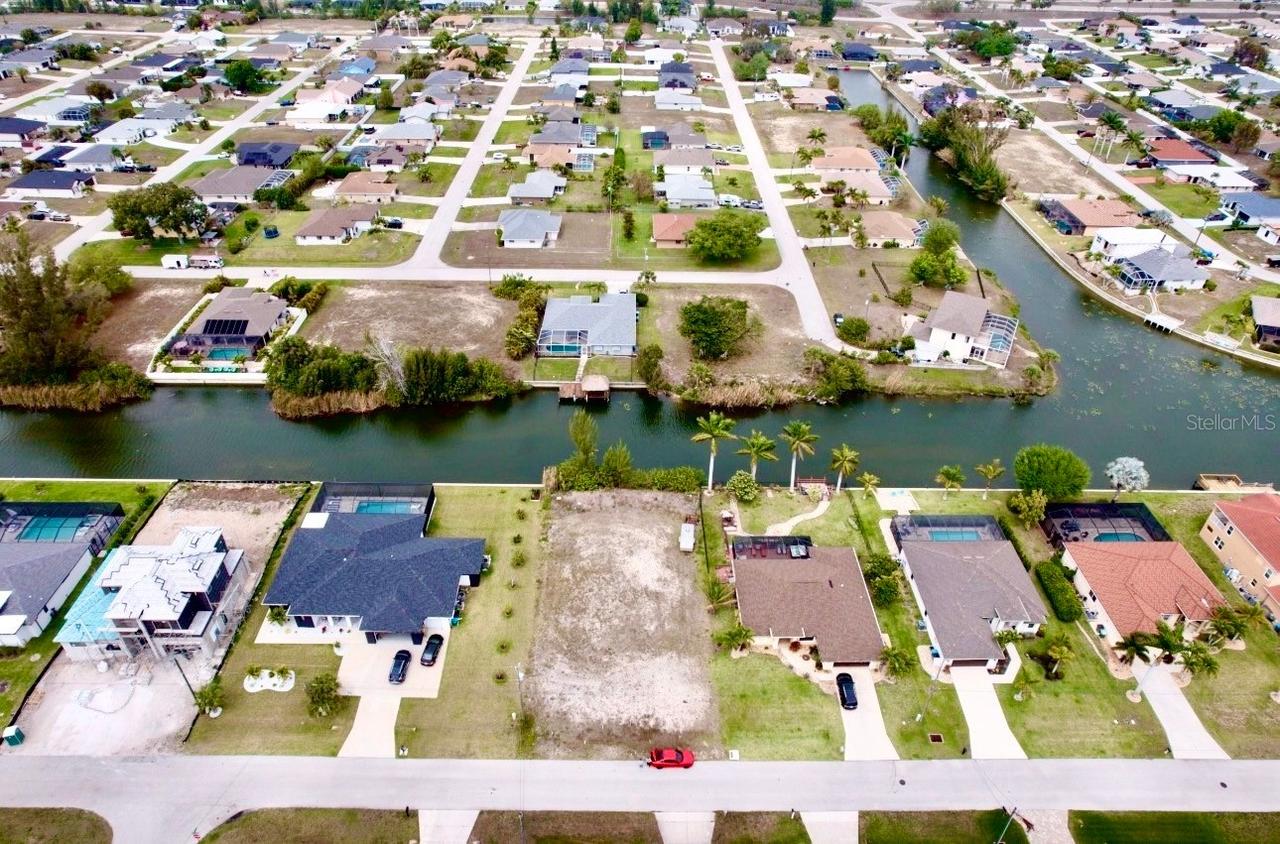 239 SW 28th Ter., Cape Coral, FL 33914