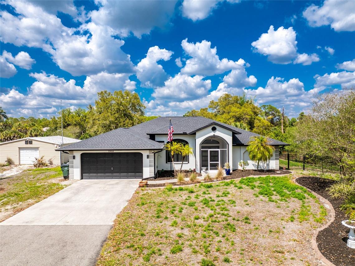 8444 Delong Ave., North Port, FL 34291