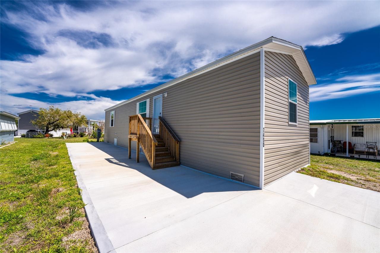 7400 Beckley St., Port Charlotte, FL 33981