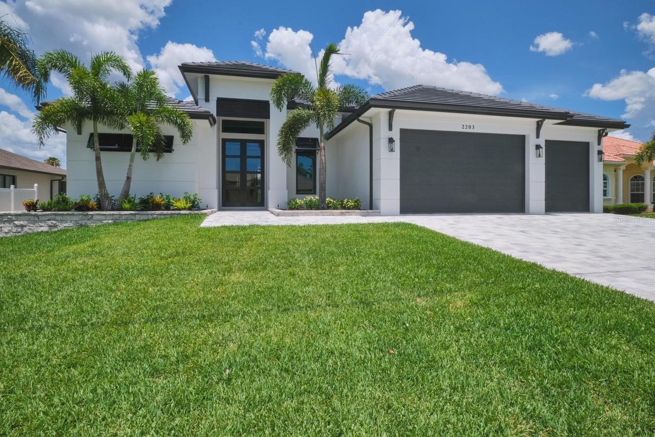 2203 SW 52nd St., Cape Coral, FL 33914