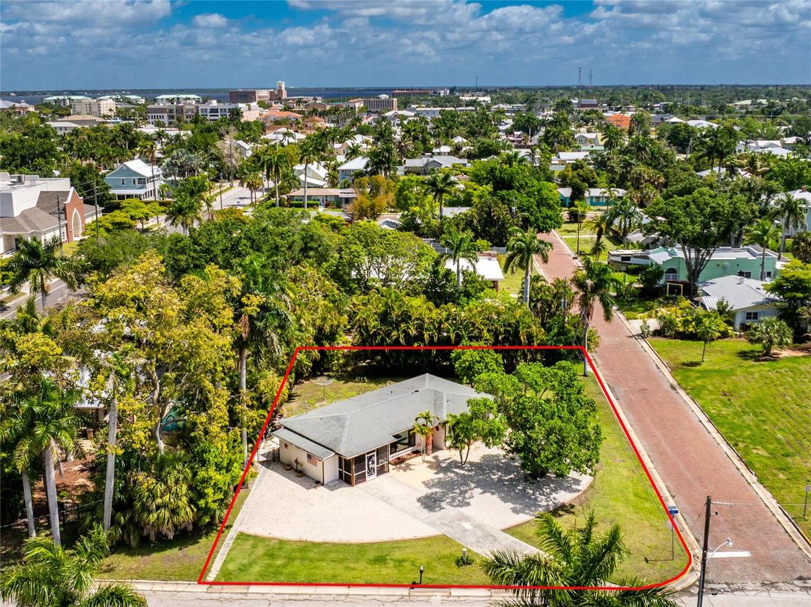 312 Mcgregor St., Punta Gorda, FL 33950