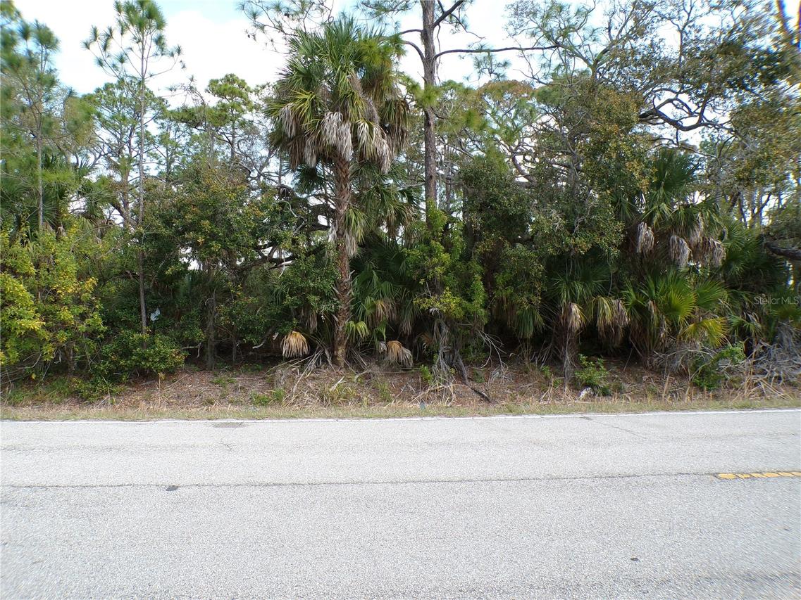 1316 Biscayne Dr., Port Charlotte, FL 33953