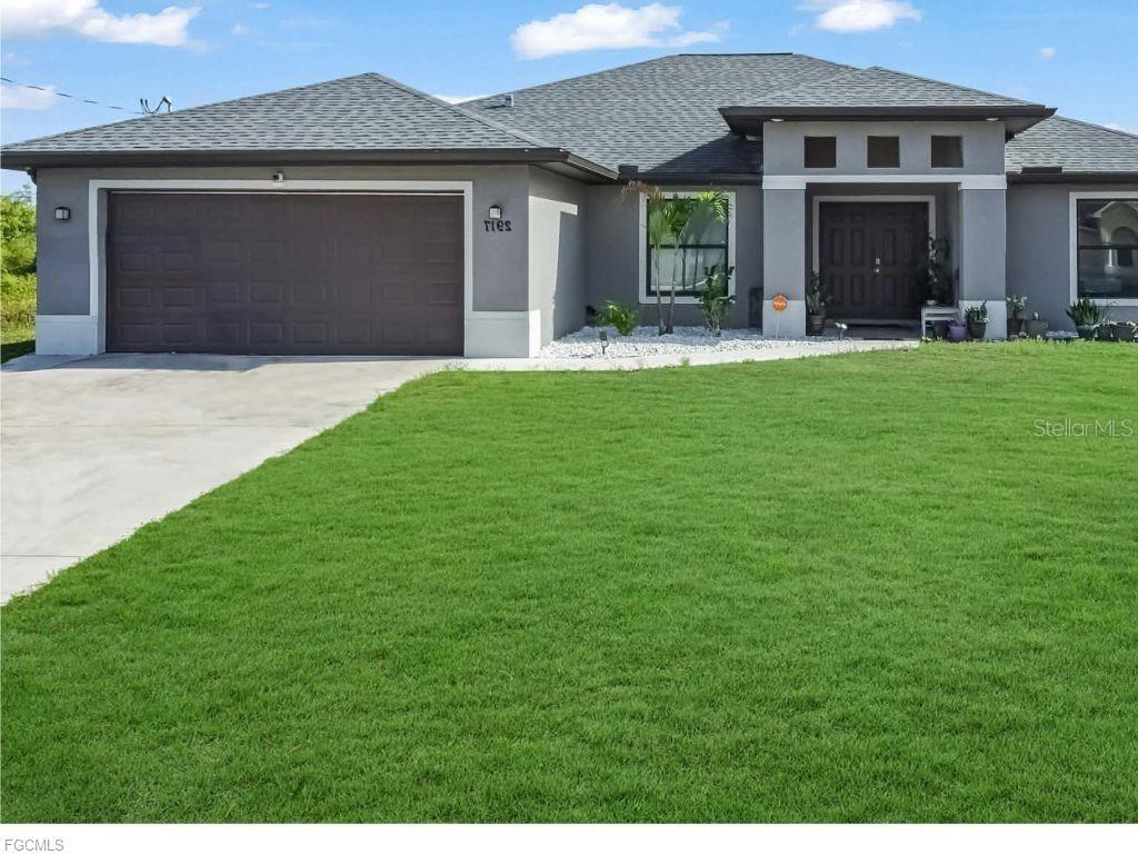 2917 12th St., Lehigh Acres, FL 33976