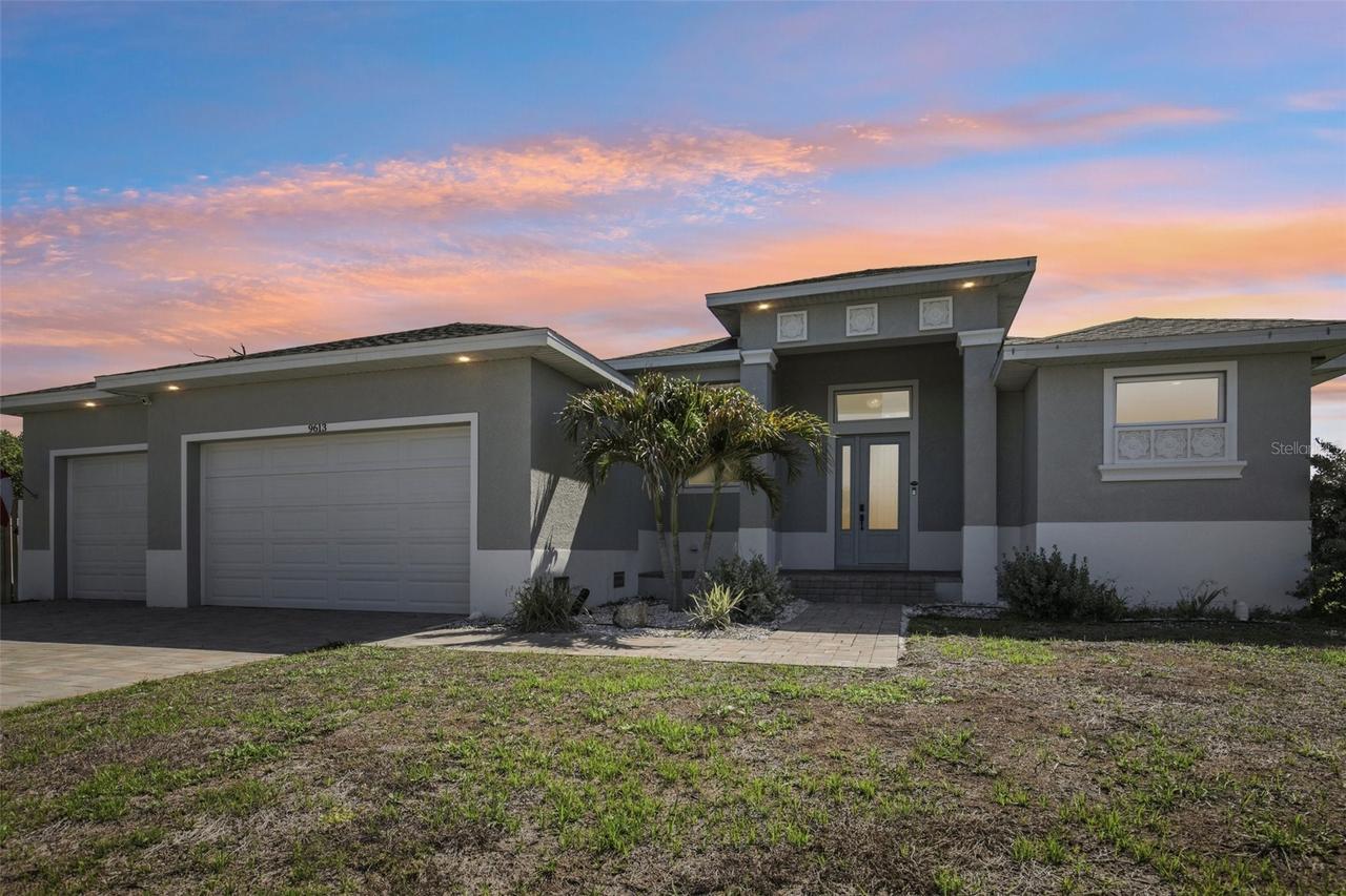 9613 Miami Cir., Port Charlotte, FL 33981