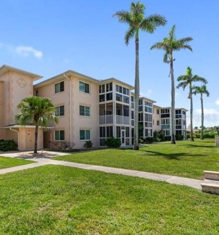 200 The Esplanade #B10, Venice, FL 34285