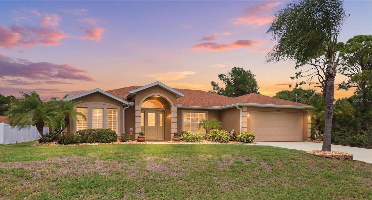 4704 Dabney St., North Port, FL 34288